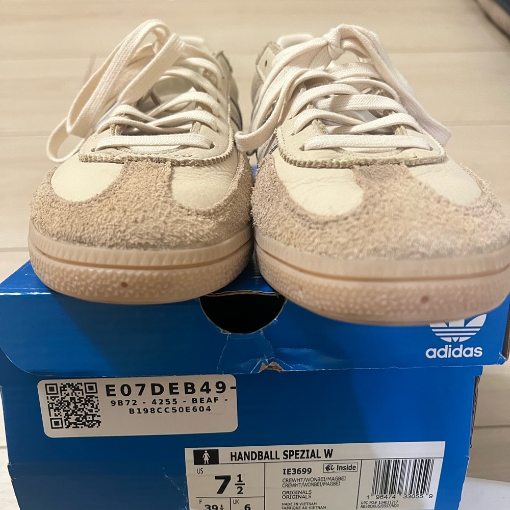 Adidas Beige and Cream Handball Spezial Sneakers - Picture 4 of 6